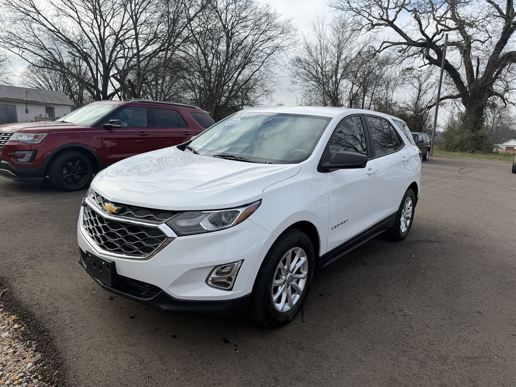 2020 Chevrolet Equinox LS's photo