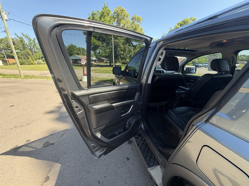 2015 Nissan Armada SL - Photo 10