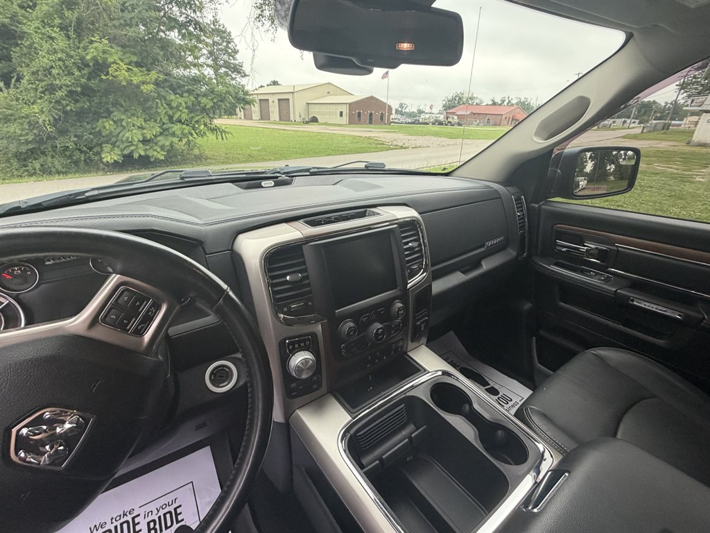 2016 RAM Ram 1500 Pickup Laramie - Photo 9