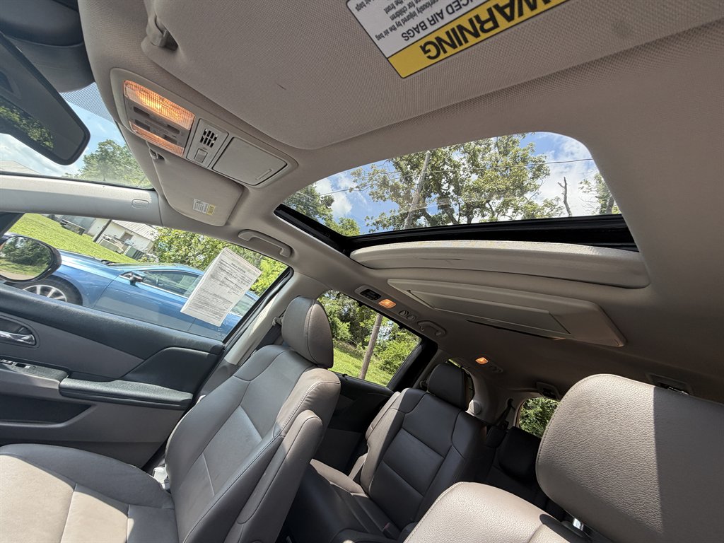 2014 Honda Odyssey Touring Elite - Photo 9