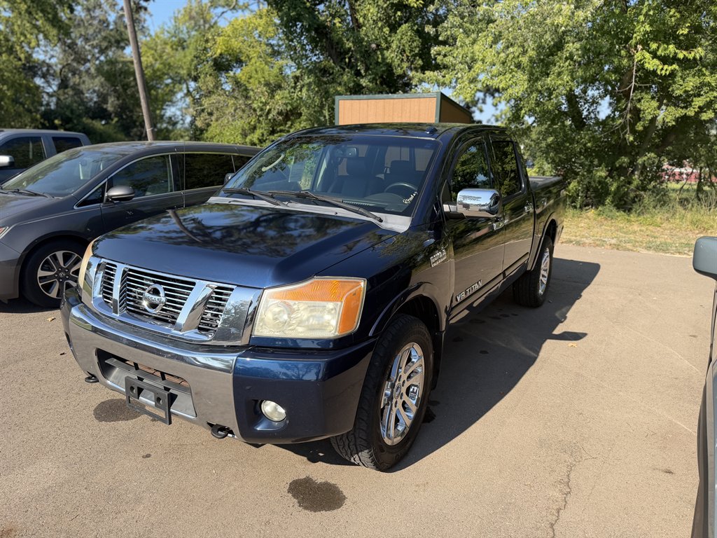 2009 Nissan Titan LE